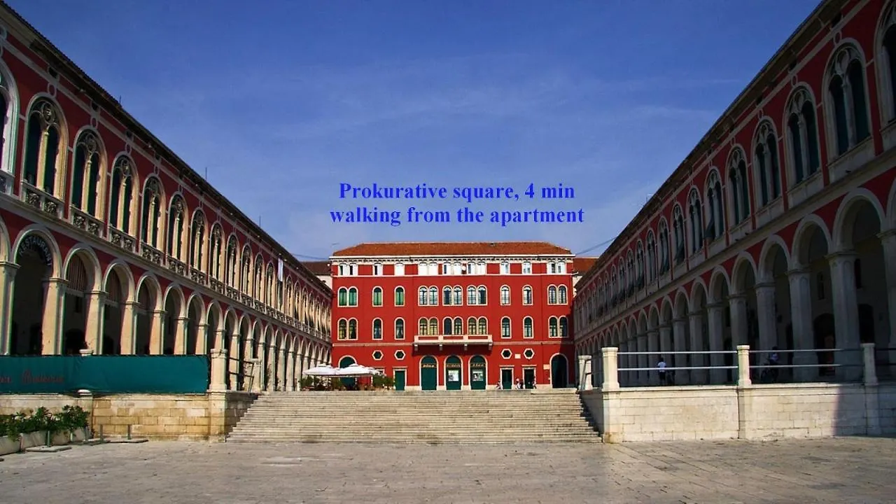 Big 80 M2 Apt With Balcony In The Heart Of Spalato 0*,  Croazia